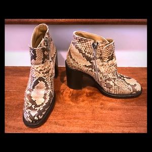 FREELANCE! (From Paris) SNAKE SKIN BOOTIES